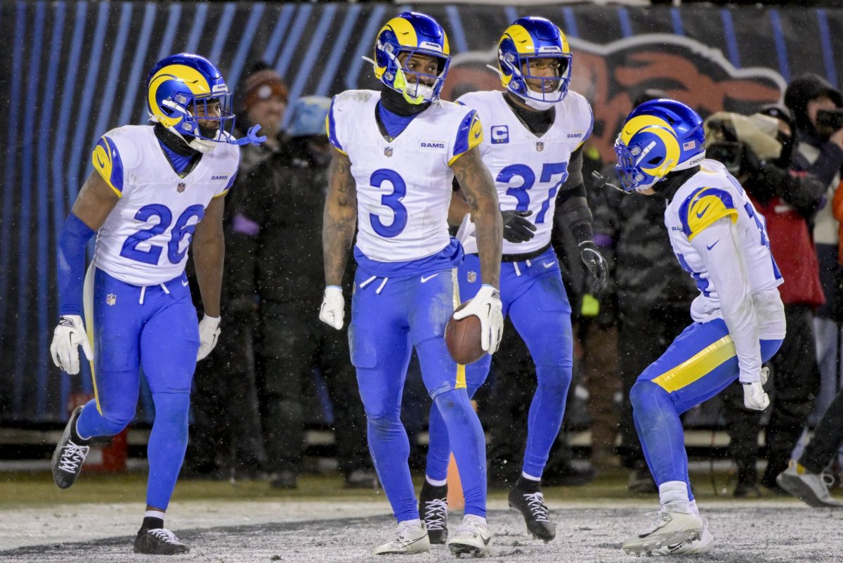 Los-Angeles-Rams-agree-to-36M-contract-with-safety-Kam-Curl.jpg