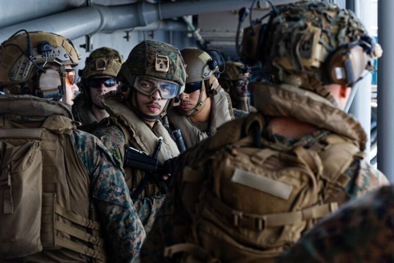Marines-arrive-in-Middle-East-as-US-sends-more-troops-to-region.jpg