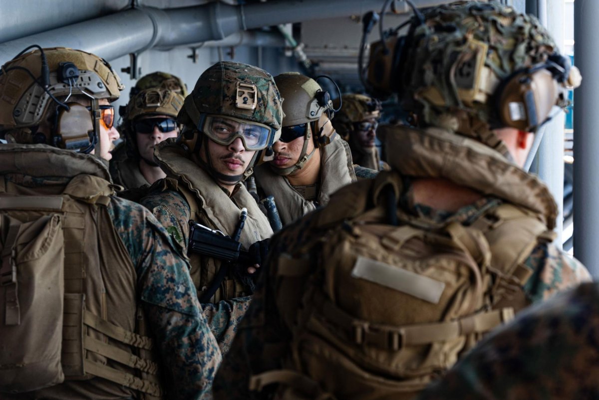 Marines-arrive-in-Middle-East-as-US-sends-more-troops-to-region.jpg