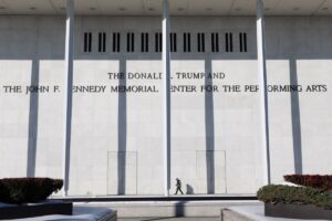 TRUMP-KENNEDY_CENTER_57530.jpg