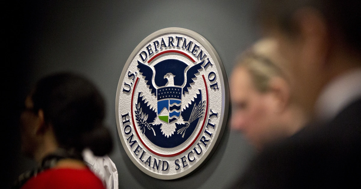 190130-department-homeland-security-seal-ew-626p-56ca73.jpg