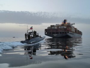 2026-04-24T214142Z_1786840552_RC2TTKAPWFG4_RTRMADP_3_IRAN-CRISIS-IRGC-SEIZURE-1777098718.jpg
