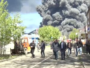 2026-04-28T141859Z_991775446_RC2EYKAT07FU_RTRMADP_3_UKRAINE-CRISIS-REFINERY-FIRE-1777477892.jpg
