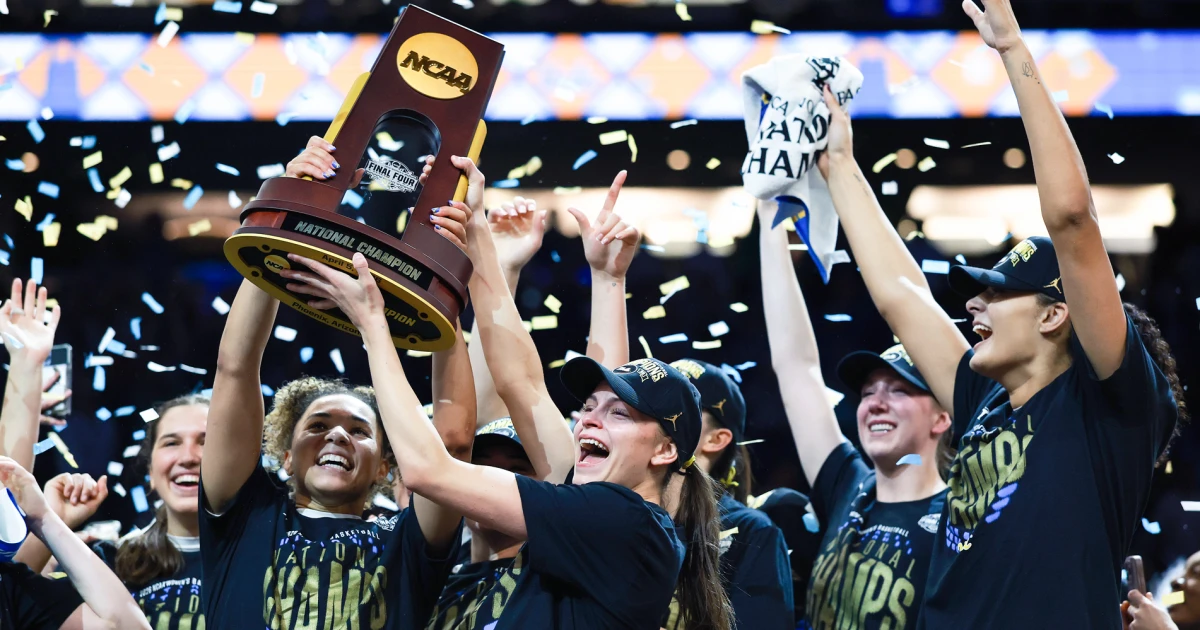 260406-ucla-womens-basketball-ncaa-win-trophy-vl-1205p-c3b2e0.jpg
