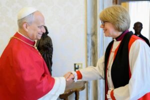 Archbishop-of-Canterbury-Pope-pray-together-at-the-Vatican.jpg