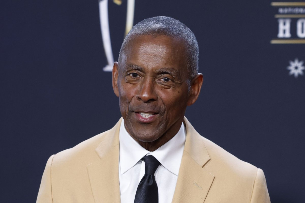 Famous-birthdays-for-April-7-Tony-Dorsett-Kevin-Alejandro.jpg
