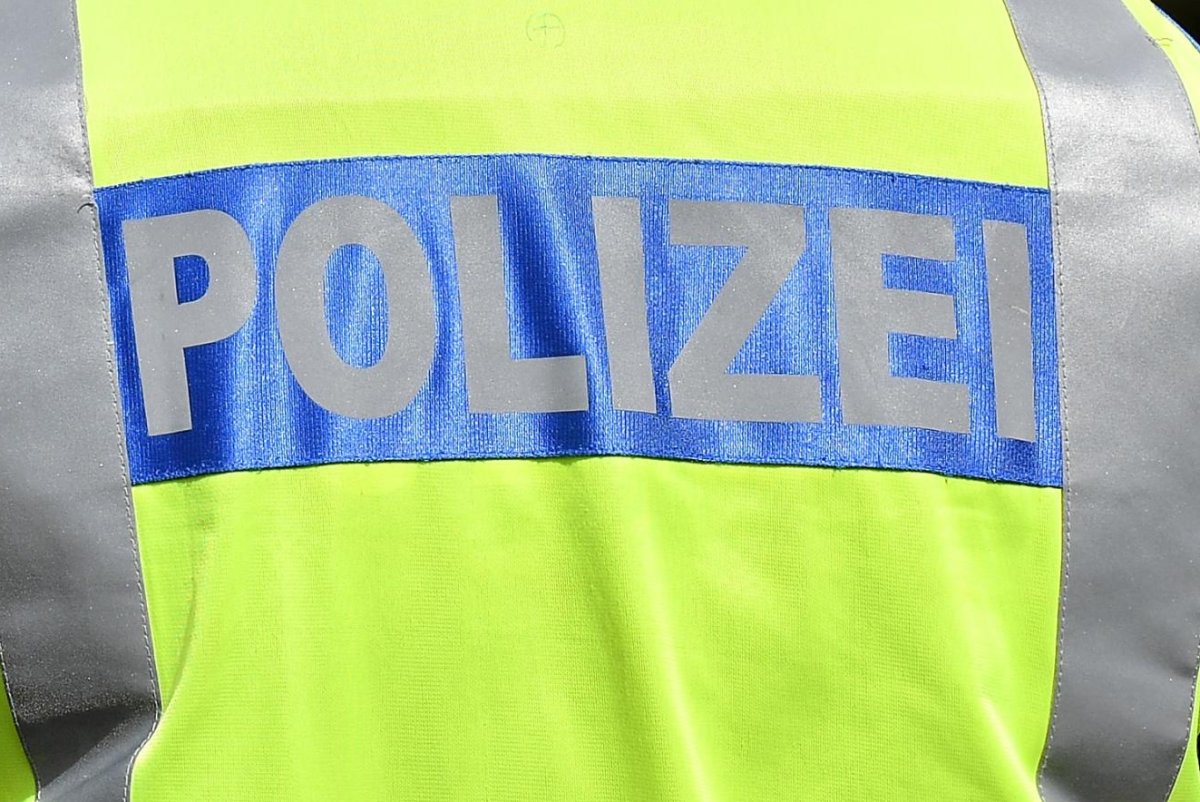 German-police-arrest-man-after-alleged-train-threat-12-injured.jpg