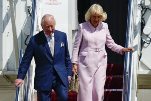 King-queen-arrive-in-US-Trump-vows-to-keep-them-safe.jpg