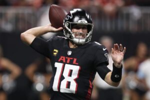 Las-Vegas-Raiders-to-sign-quarterback-Kirk-Cousins-to-1-year-deal.jpg
