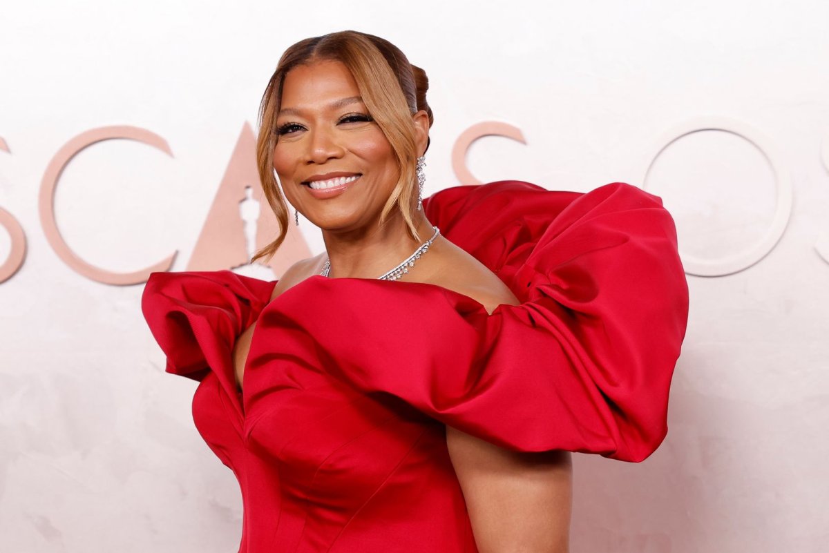 Queen-Latifah-to-host-American-Music-Awards-on-Memorial-Day.jpg