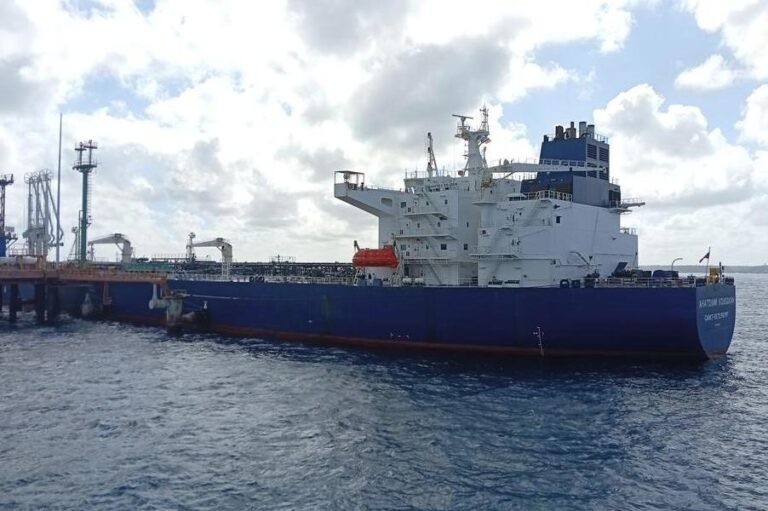 Russian-oil-shipment-to-Cuba-could-provide-only-10-days-of-relief.jpg