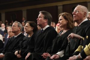 Supreme-Court-weighing-police-use-of-cellphone-location-data.jpg