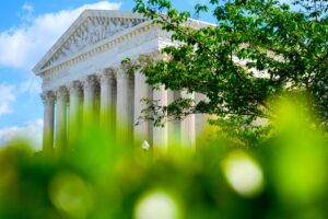 Supreme_Court_98746.jpg