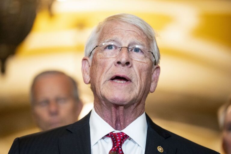 US-Sen-Wicker-criticizes-burden-shifting-in-Korea-defense-policy.jpg