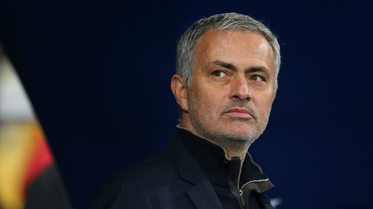 jose-mourinho-coach-1777446869.jpg