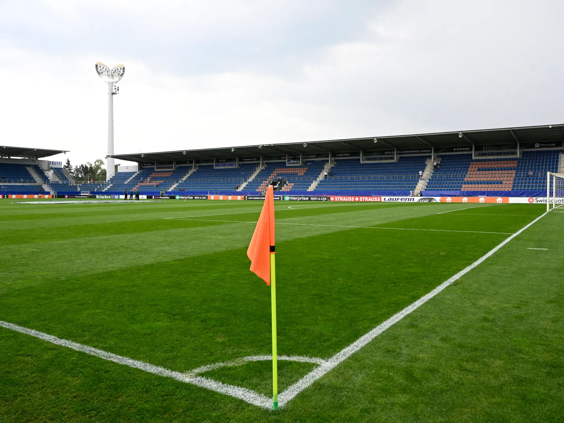 2022-09-08T153136Z_1952261885_UP1EI98174MLI_RTRMADP_3_SOCCER-EUROPACONF-1FC-PBE-REPORT-1779265599.jp_.webp