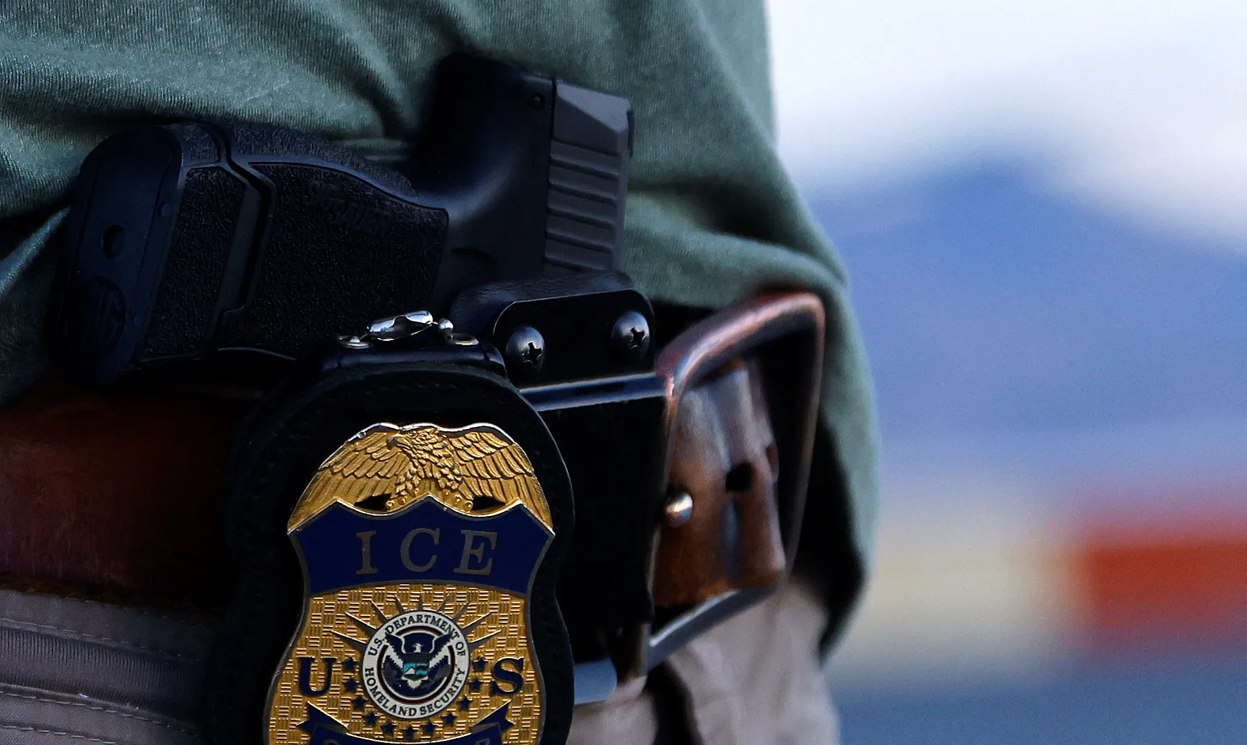 2023-05-10T201604Z_508738513_RC2OV0ABCKDG_RTRMADP_3_USA-IMMIGRATION-BORDER-DEPORTATION-1780091679.jp_.webp