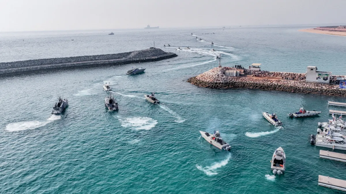 2023-08-02T182918Z_657160463_RC2JF2AWPWLN_RTRMADP_3_IRAN-NAVY-1769837889.jpg