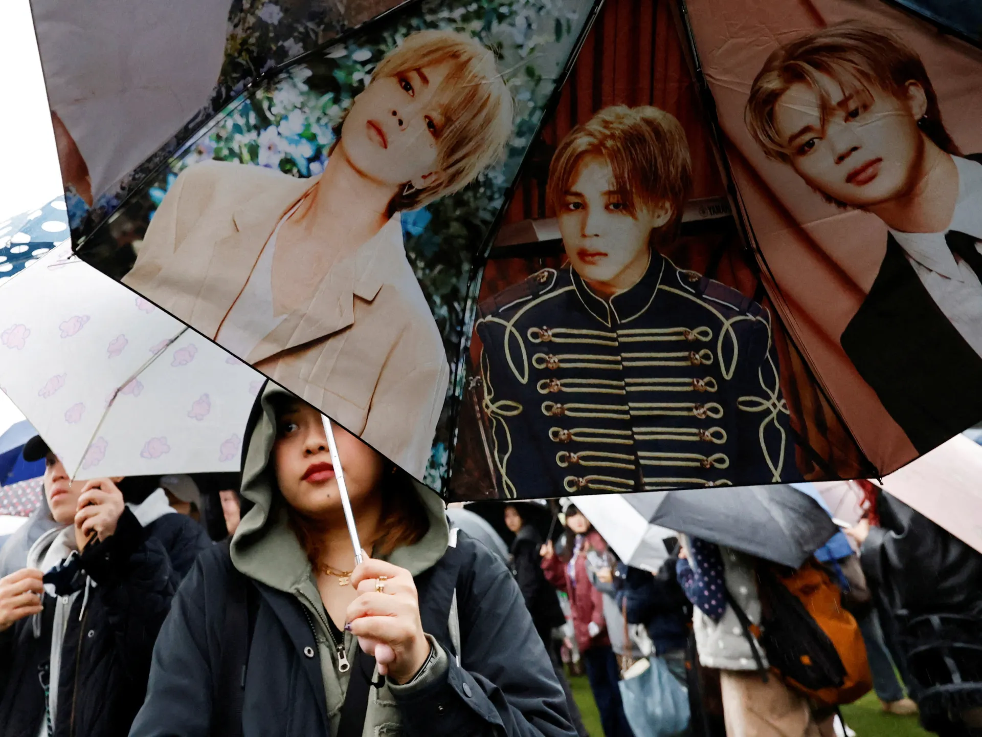 2026-04-09T163016Z_1988544344_RC2LLKARTJ8I_RTRMADP_3_MUSIC-BTS-CONCERT-1777360229.jpg