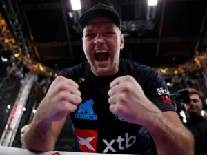 2026-04-11T222321Z_1436809621_UP1EM4B1PEH75_RTRMADP_3_BOXING-HEAVYWEIGHT-FURY-MAKHMUDOV-1779875354.j.webp