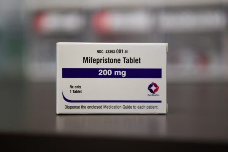 2026-04-13T165117Z_1725530242_RC29KZ9NI587_RTRMADP_3_USA-ABORTION-PILL.jpg