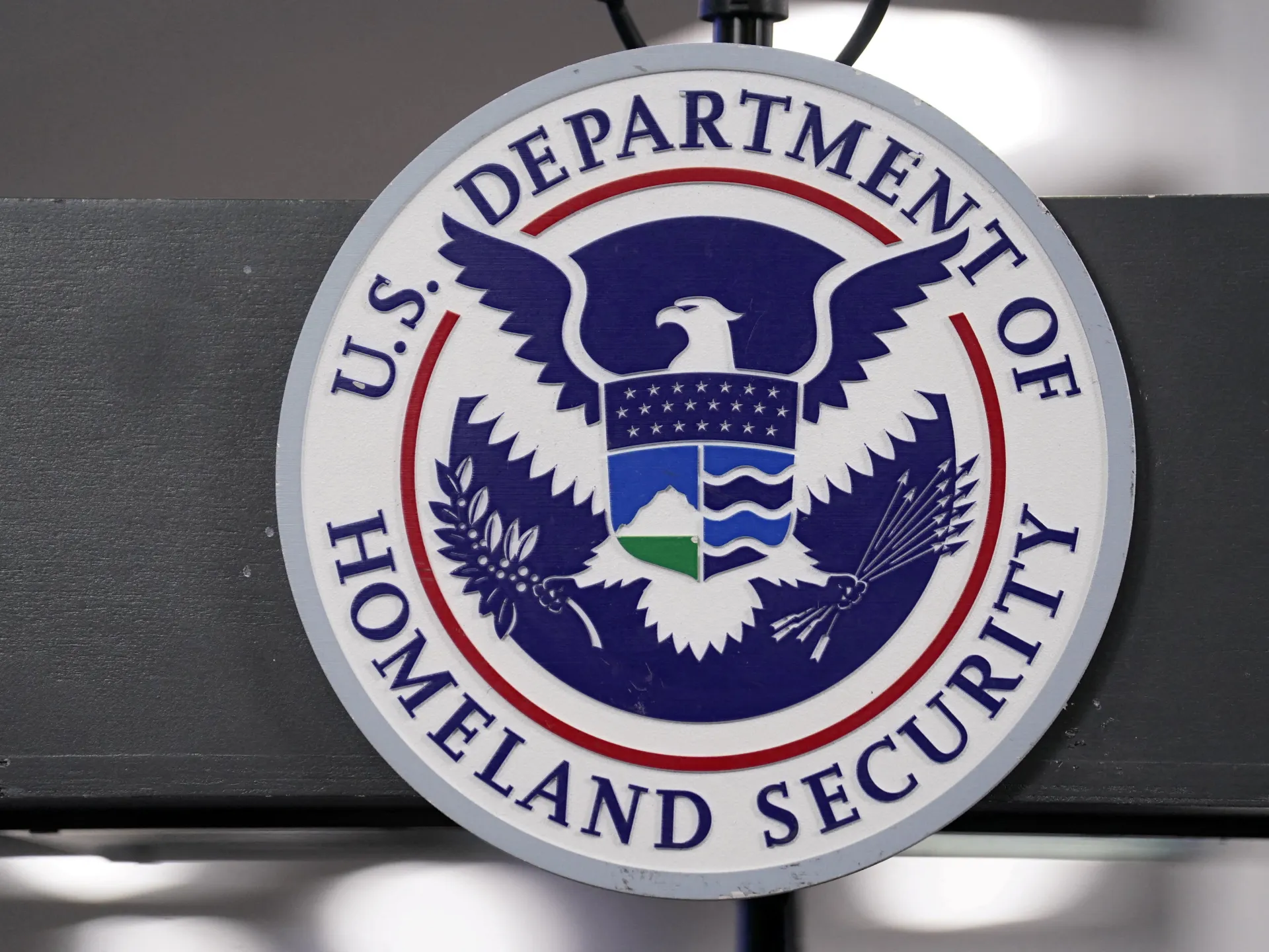 2026-04-24T182944Z_1769800050_RC2Y7JA04H3D_RTRMADP_3_USA-TRUMP-MIGRATION-CBPONE-1779471406.jpg