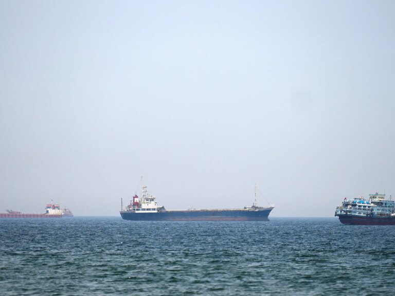 2026-04-29T101443Z_1590853353_RC2WYKA64NW1_RTRMADP_3_IRAN-CRISIS-OMAN-HORMUZ-1777841456.jpg