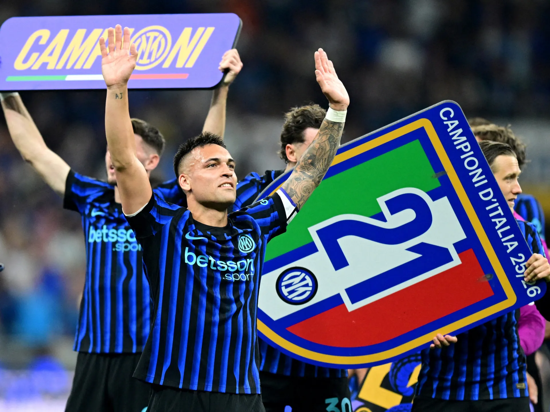 2026-05-03T212111Z_1924184761_UP1EM531MWZ0E_RTRMADP_3_SOCCER-ITALY-INT-PAR-1777871427.jpg