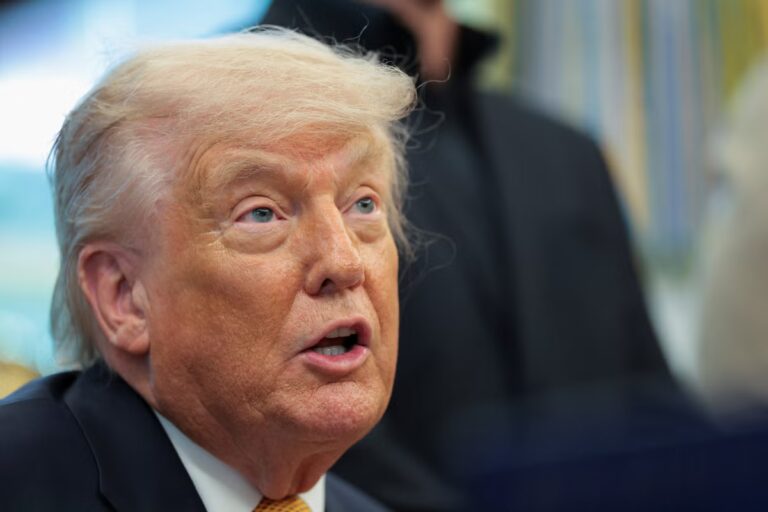 2026-05-06T190916Z_1953626497_RC2V3LAVFQ3I_RTRMADP_3_USA-TRUMP.jpg