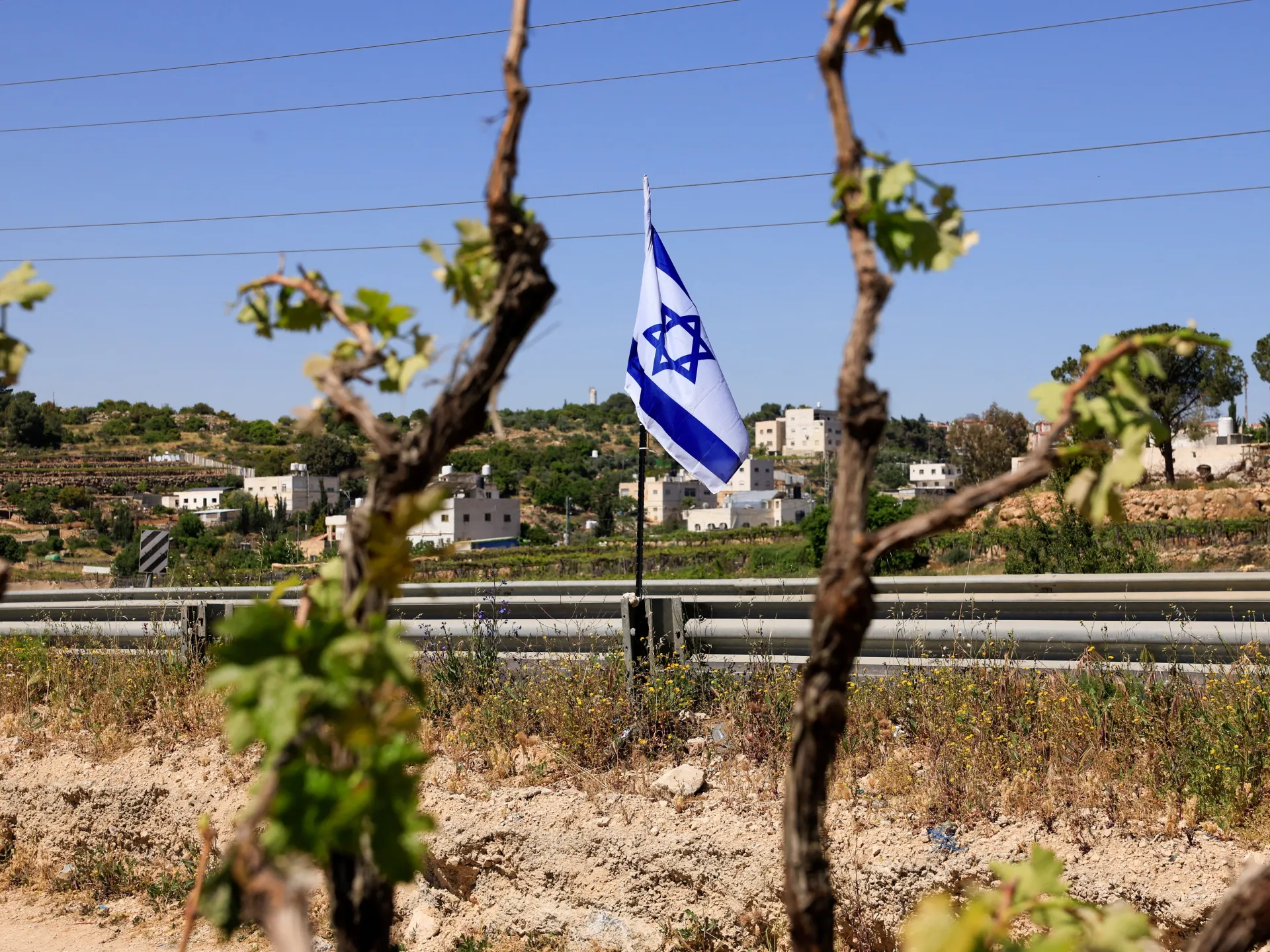 2026-05-07T140910Z_473451188_RC274LA879P6_RTRMADP_3_ISRAEL-PALESTINIANS-WEST-BANK-SETTLEMENTS-177835.webp