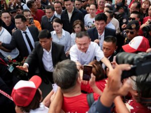 2026-05-11T012756Z_136460277_RC2N6LA0STXG_RTRMADP_3_THAILAND-POLITICS-1778470492.jpg