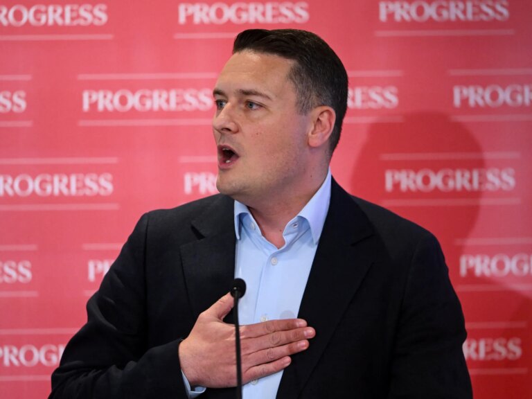 2026-05-16T142012Z_431773176_RC2EALASI6W7_RTRMADP_3_BRITAIN-POLITICS-1778948732.jpg