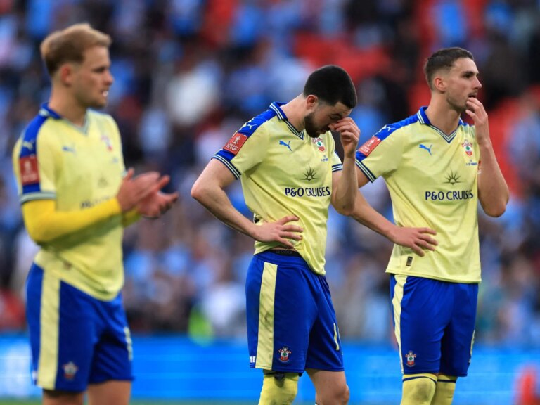 2026-05-19T181059Z_893890839_RC2IWKAIFVIA_RTRMADP_3_SOCCER-ENGLAND-SOU-1779214365.jpg
