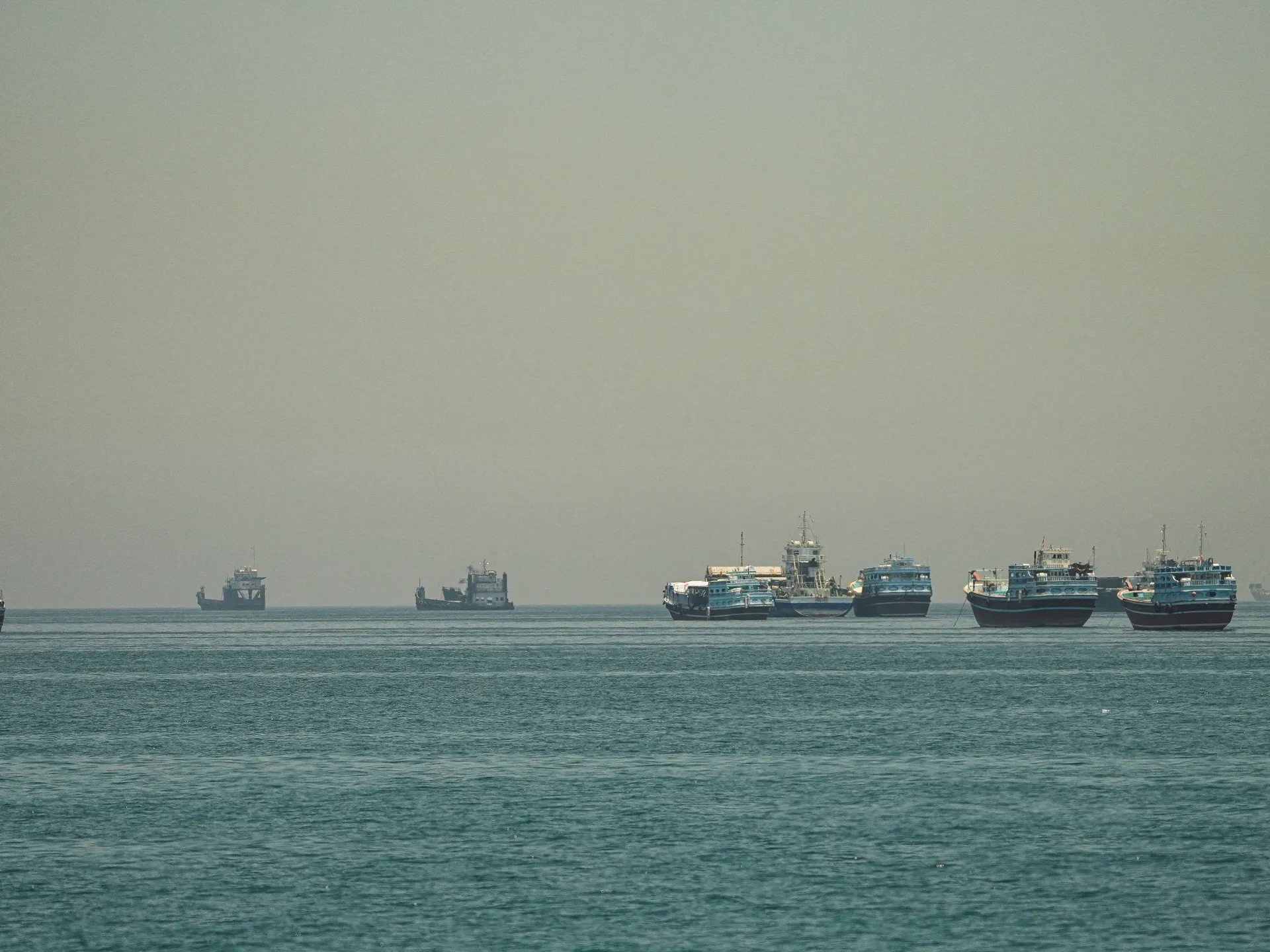 2026-05-25T172628Z_2030542268_RC27GLA9T7Y9_RTRMADP_3_IRAN-CRISIS-OMAN-HORMUZ-1779936549.jpg
