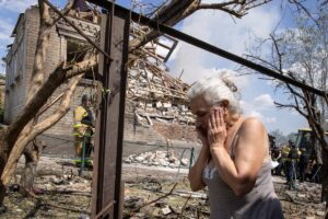 2026-05-26T081340Z_1778997947_RC28GLA2TE87_RTRMADP_3_UKRAINE-CRISIS-ATTACK-KRAMATORSK.JPG