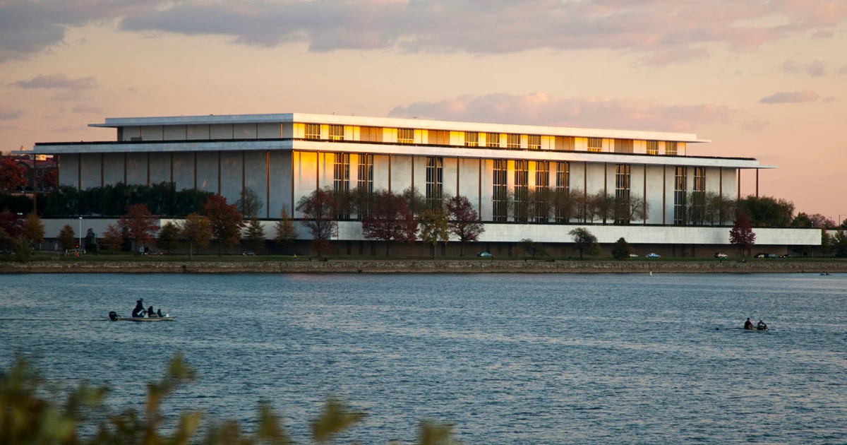 251219-kennedy-center-mn-1400-20e53b.jpg