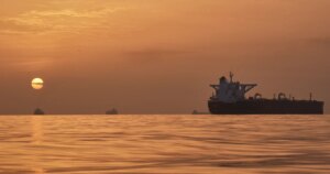 260421-strait-of-hormuz-rs-1ddcb6.jpg