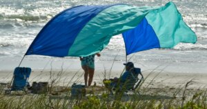 260503-florida-weather-beach-vl-1056a-f3bcf5.jpg