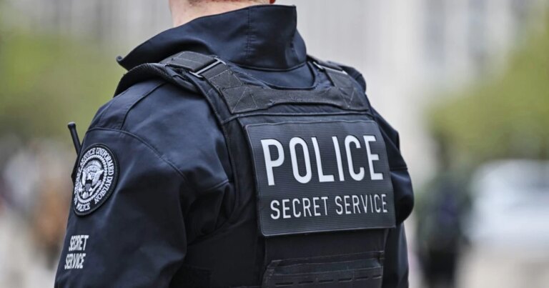 260505-secret-service-mn-0825-fb8e98.jpg