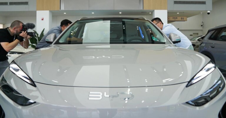 260512-byd-mb-1733-48a5e1.jpg