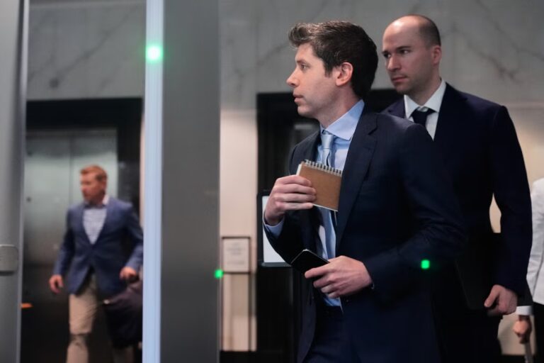 APTOPIX_Musk_OpenAI_Trial_1_145.jpg