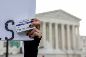 Abortion_Pills_What_to_Know_79783.jpg