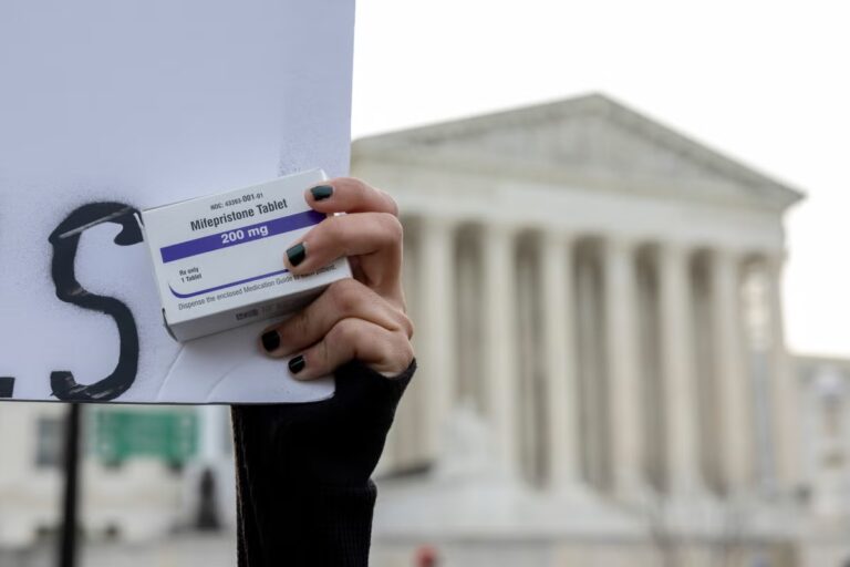 Abortion_Pills_What_to_Know_79783.jpg