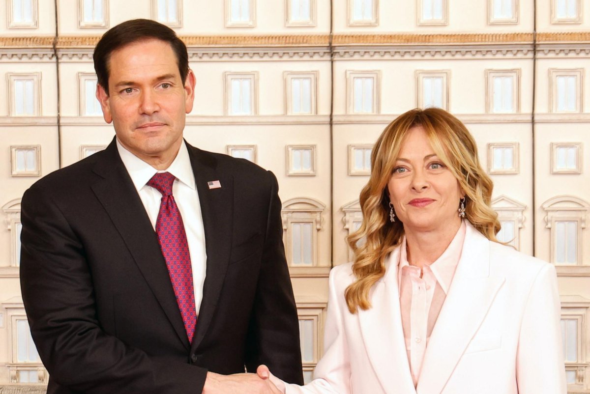 After-Italy-visit-Rubio-says-he-cant-stop-Trumps-jabs-at-pope.jpg