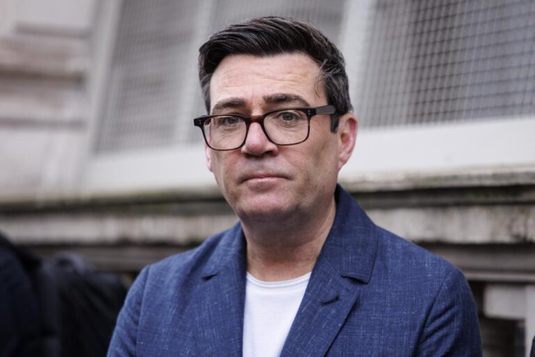 Andy-Burnham-campaign-to-challenge-Keir-Starmer-gathers-momentum.jpg