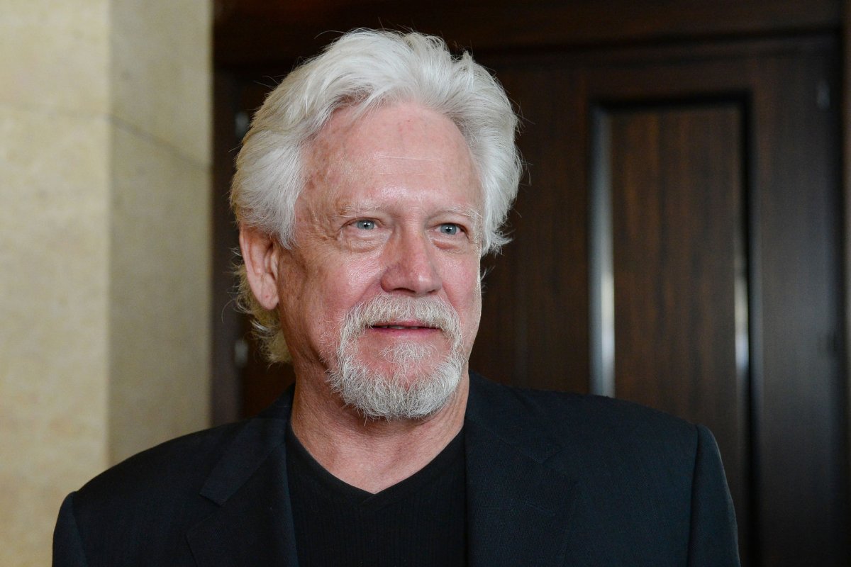 Bruce-Davison-Casa-Grande-governor-between-a-rock-and-hard-place.jpg