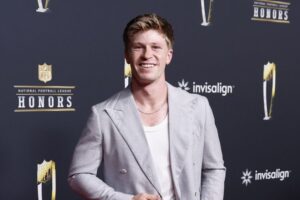 Dancing-with-the-Stars-The-Next-Pro-to-premiere-on-ABC-in-July.jpg