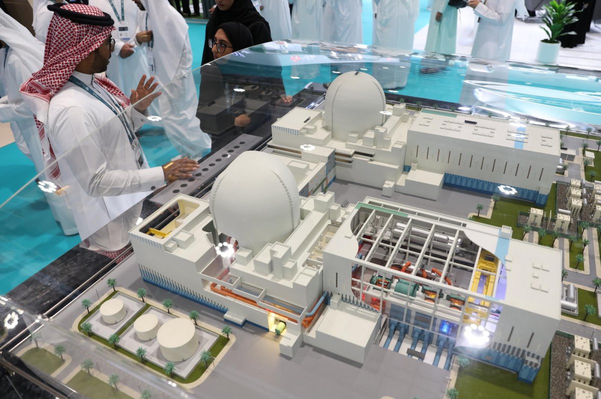Drone-strike-sparks-fire-at-UAE-nuclear-plant.jpg