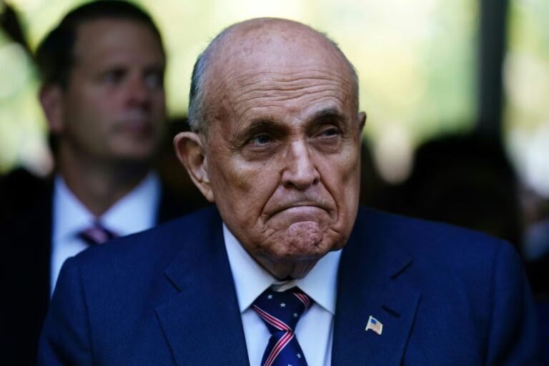 FILES-US-POLITICS-GIULIANI-ml41trc4.jpeg