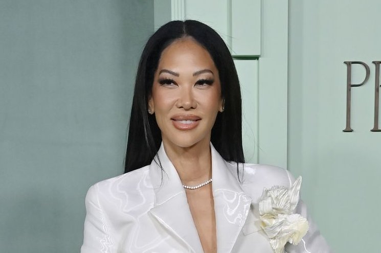 Famous-birthdays-for-May-4-Kimora-Lee-Simmons-Randy-Travis.jpg